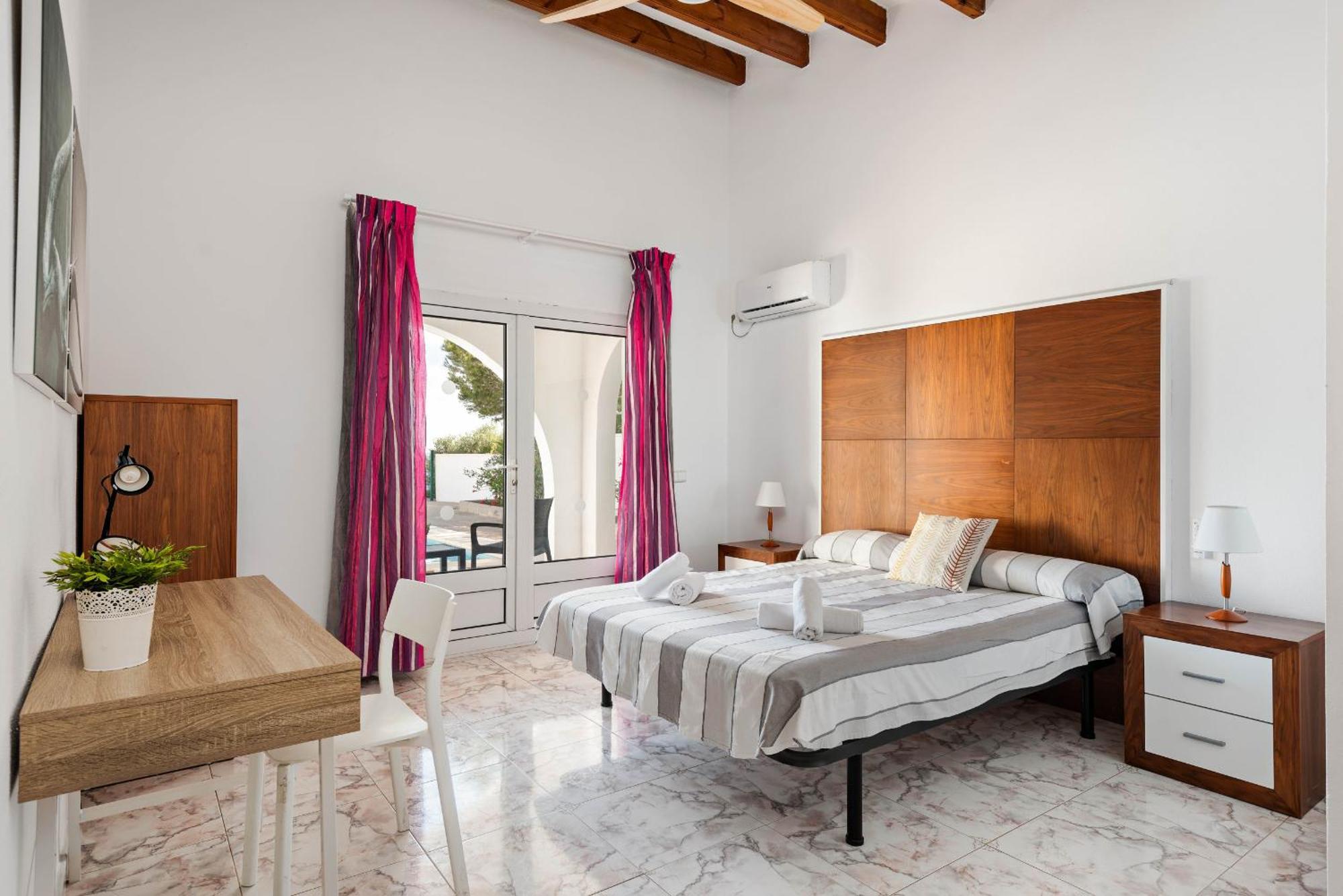 Villa Panorama Cala En Porter  Номер фото